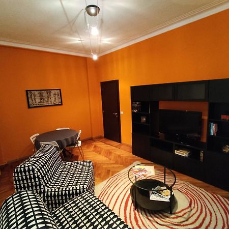Bell'Appartamento In Cit Turin, Interamente Ristrutturato ภายนอก รูปภาพ