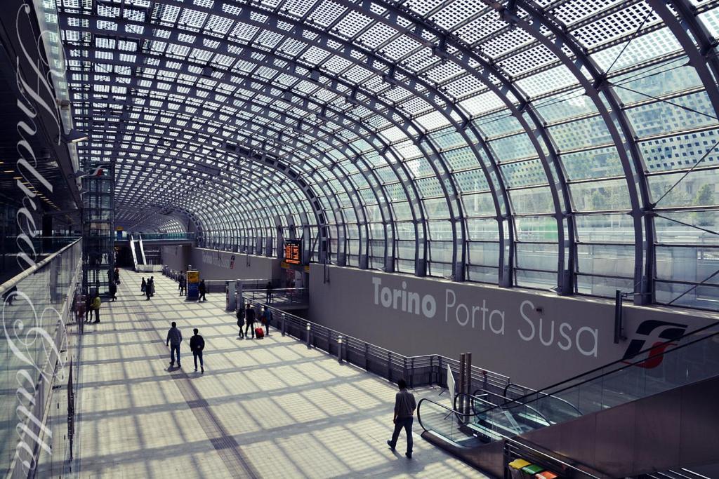 Bell'Appartamento In Cit Turin, Interamente Ristrutturato ภายนอก รูปภาพ